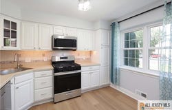 416 Wallace Street, Edison, NJ 08817