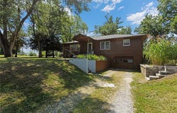 339 W Oak Street, Trimble, MO 64492