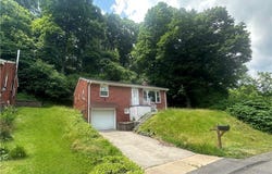 80 Forest Road, Ambridge, PA 15003