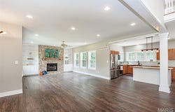 720 E Breedlove Drive, Sturgeon, MO 65284