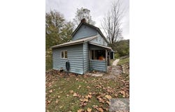 166 Laurel St, GARY, WV 24895