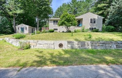 3 The Ledges Street, Hallowell, ME 04347