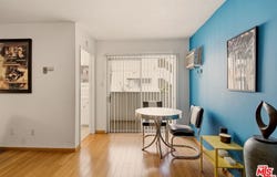 960 Larrabee St, West Hollywood, CA 90069