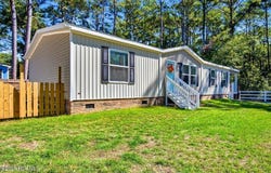 3459 Lakeview Drive SW, Supply, NC 28462
