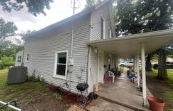 809 W Main St, Beloit, KS 67420
