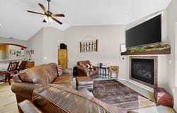 2260 Firewheeel Avenue SW, Los Lunas, NM 87031