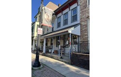 233 W Broad Street, Tamaqua, PA 18252