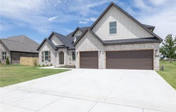 1214 Carrara  ST, Tontitown, AR 72762