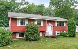 155 Turnpike Rd, Chelmsford, MA 01824