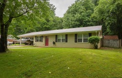 661 Rivermont Rd, Florence, AL 35634