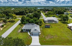 2420 PINELLAS Drive, PUNTA GORDA, FL 33983