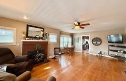 517 E Catalpa Street, Springfield, MO 65807