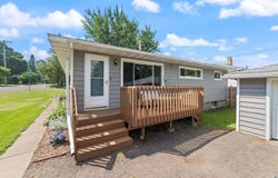 37 E Redwing St, Duluth, MN 55803