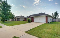 155 E Ledgestone Drive, Rogersville, MO 65742