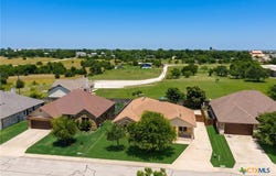 100 Magan Ln, Jarrell, TX 76537