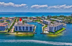 2707 N Ocean Boulevard, Boca Raton, FL 33431