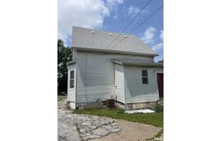1109 S MICHIGAN Street, Davenport, IA 52802