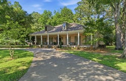 616 East Ave, Columbia, MS 39429