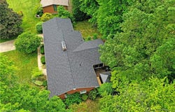 8615 Squirrel Hill Drive NE, Warren, OH 44484