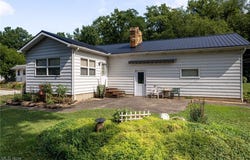 862 E OVERTON DRIVE, AKRON, OH 44319