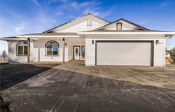 8697 Skyway, Paradise, CA 95969