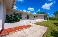 29 Bracken Lane, Palm Coast, FL 32137