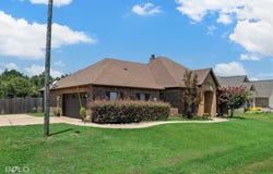 10160 Kelli Leanne Circle, Keithville, LA 71047