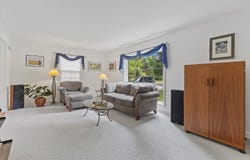 5821 N Santa Monica Blvd, Whitefish Bay, WI 53217