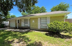 824 Johnnie Row, Seagoville, TX 75159