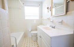 6176 Willie Varnum Road, Cottonwood, AL 36320