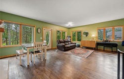 1610 W 63rd Street, Chanhassen, MN 55331