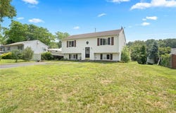 34 Pequot Avenue, Warwick, RI 02889