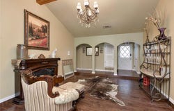 216 Rolling Hills Drive, Aledo, TX 76008