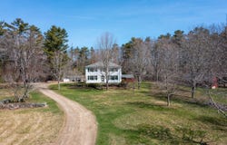 544 River Road, Newcastle, ME 04553