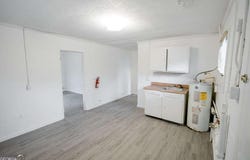 221 Lexington, Griffin, GA 30223
