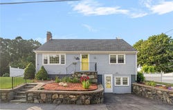 1 Adelaide Avenue, Bristol, RI 02809
