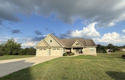58 Oakridge Dr, Somerset, KY 42503