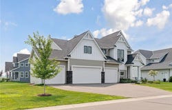 5901 131st Street N, Hugo, MN 55038