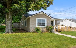 313 Tennessee Avenue S, Cowan, TN 37318