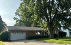531 Sumner, Carlinville, IL 62626