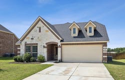 540 Winnetka Drive, Oak Point, TX 75068