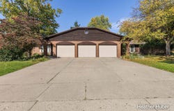2321-2323 Saginaw Rd SE, Grand Rapids, MI 49506