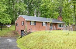 809 Hickory Lane, Marion, VA 24354