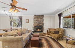 2128 Forest Park Drive, Overgaard, AZ 85933