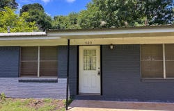 505 Pinecrest Dr, Avinger, TX 75630