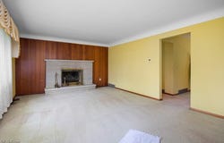 39561 Robert Lane, Elyria, OH 44035