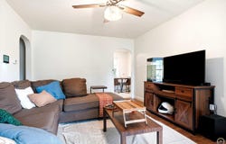2415 SW Beverly CT, Topeka, KS 66611