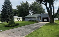 310 E Farrington Street, Agency, IA 52530