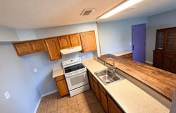60 SOUTH AVE, HARRISONBURG, VA 22801