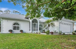 809 Robert Avenue, Lehigh Acres, FL 33936